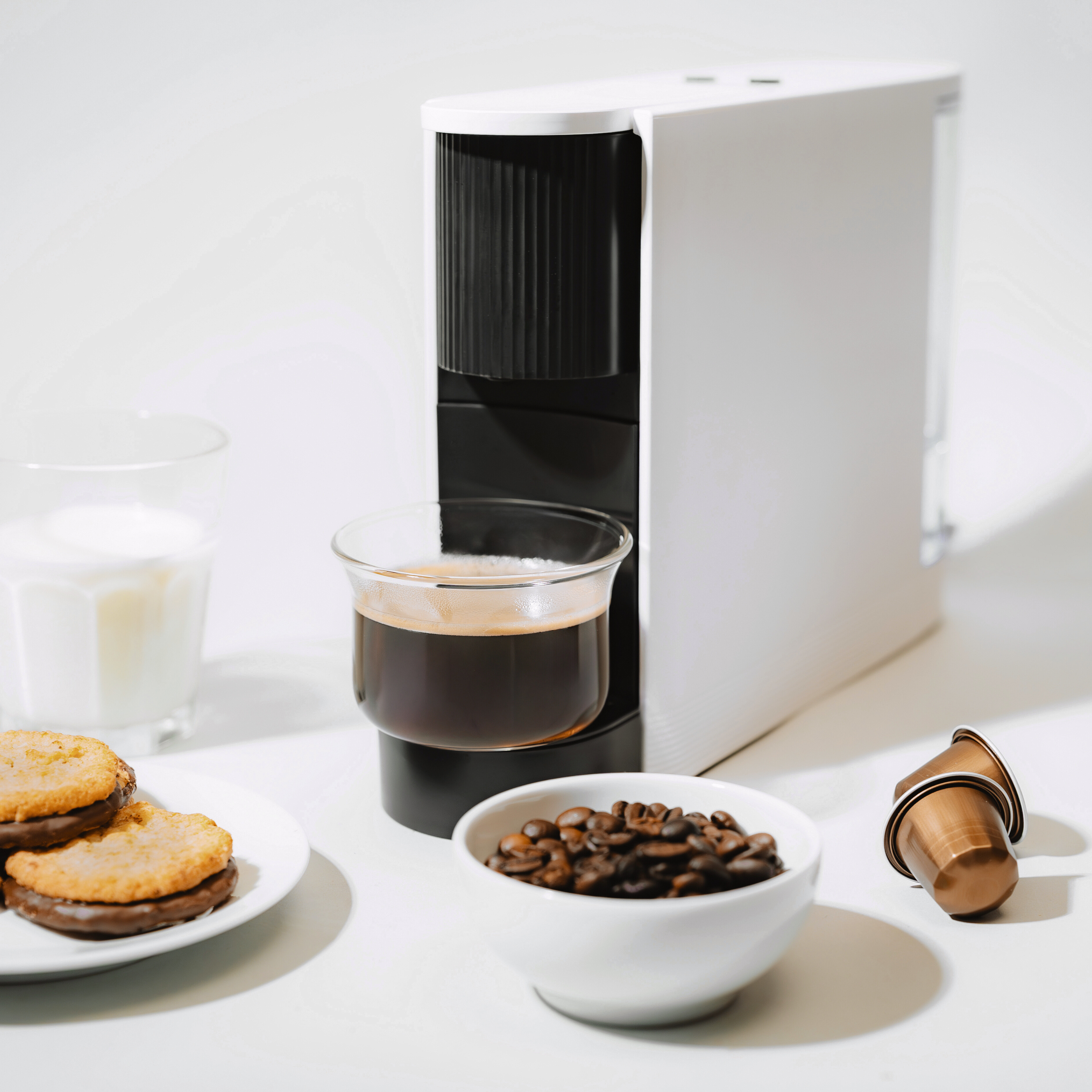 【限定優惠】Slim 20 Bar 膠囊咖啡機 送  精選音樂盒咖啡膠囊禮盒 （Nespresso適用）