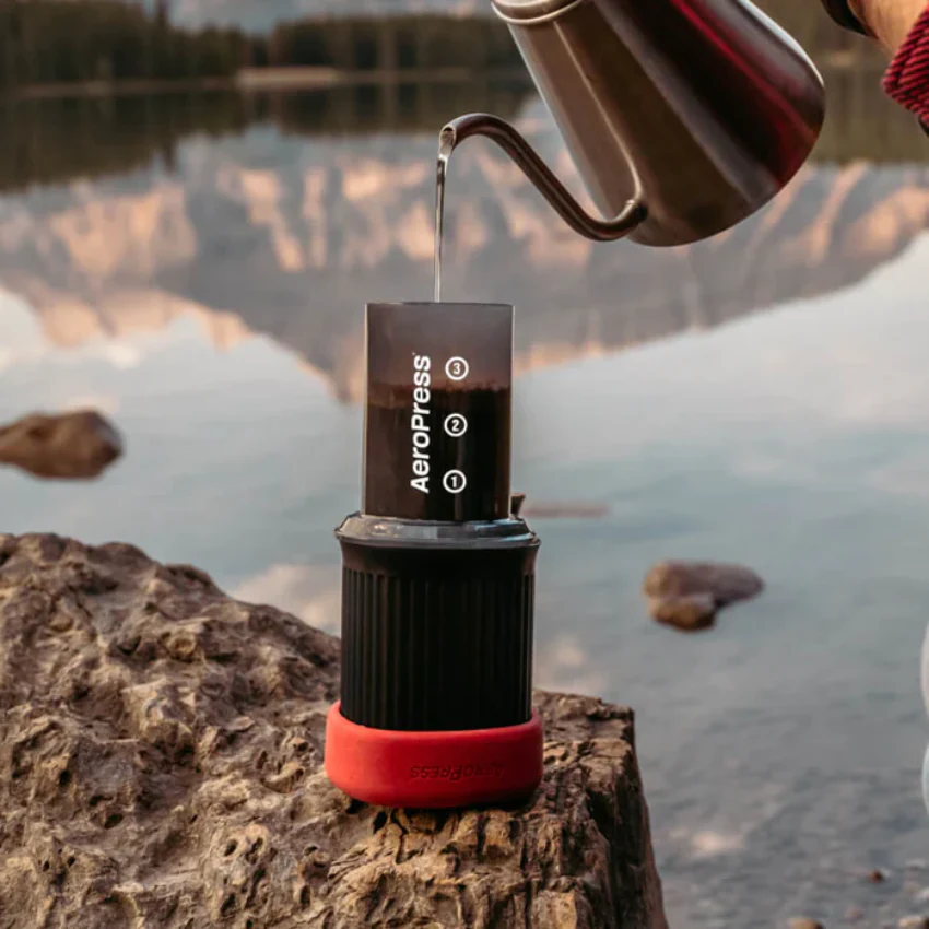 AeroPress｜愛樂壓 旅行戶外手壓咖啡萃取器 手壓式按壓咖啡器 Travel Coffee Maker - AeroPress Go